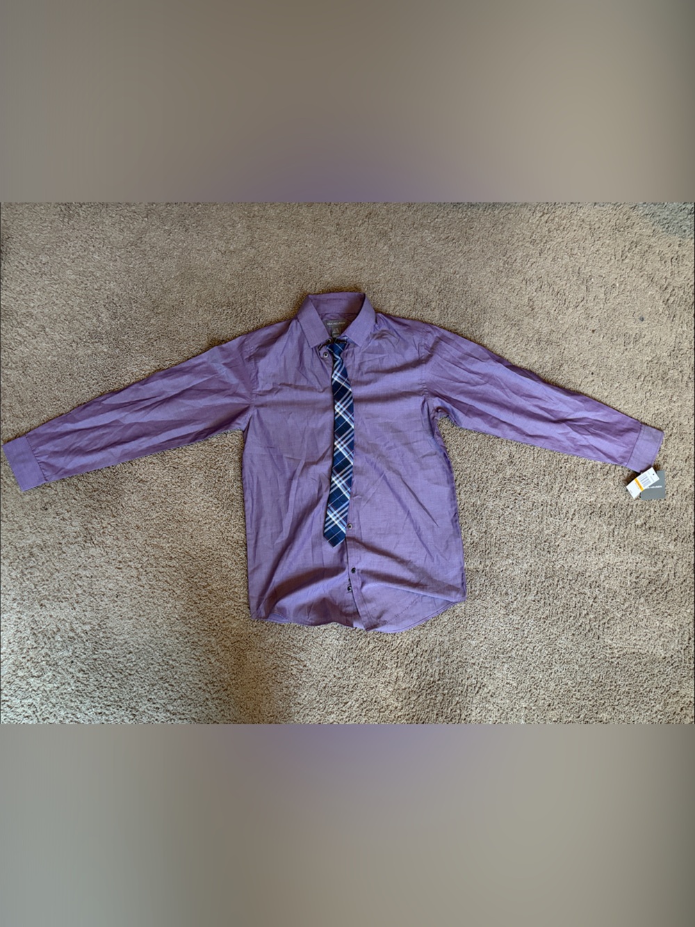 Van Heusen Purple Long-Sleeve Button Down Shirt with Plaid Tie